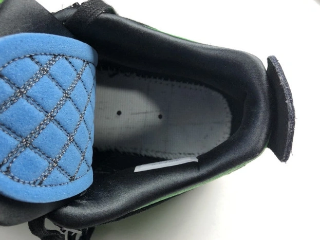AJ4-965234 Jordan Air 4 Retro 0701